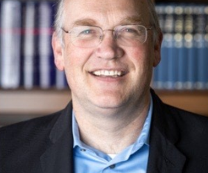 Dr. Jason Hubbard